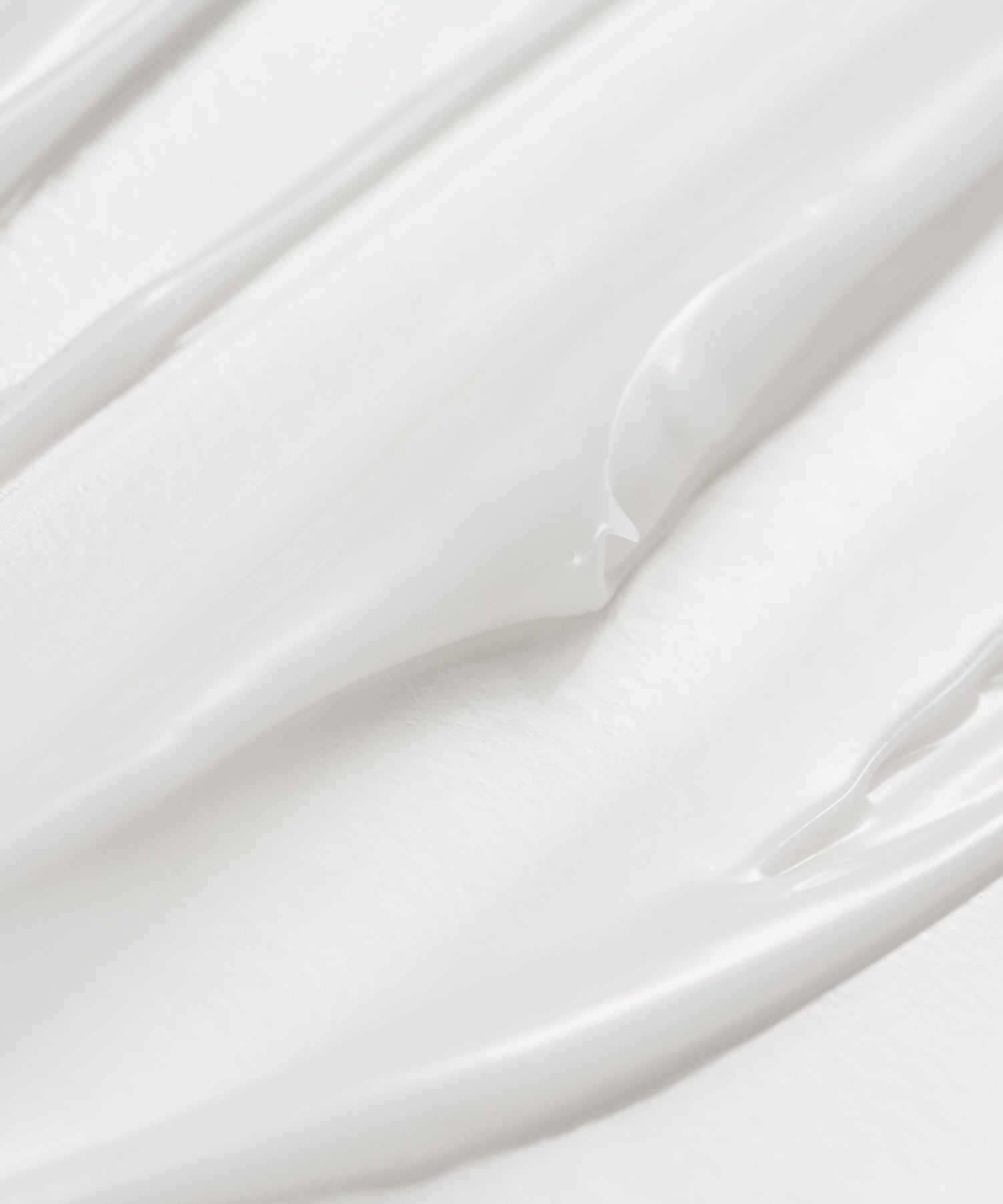 Texture of PURITO Hydro Wave Deep Sea Cream 50ml shown in close-up.