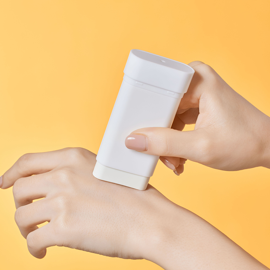 ILLIYOON Daily Weaponless Sun Stick 20g