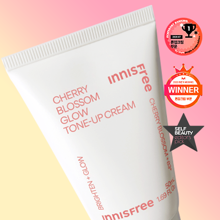 INNISFREE Cherry Blossom Glow Tone Up Cream 50ml tube with award stickers and gradient background.