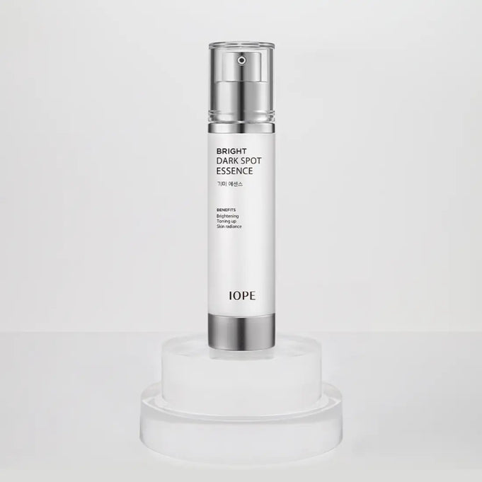 IOPE Brightening Spot Essence 45ml disponible sur Ma petite Coree, ton Eshop 100% K-beauty en direct de Seoul