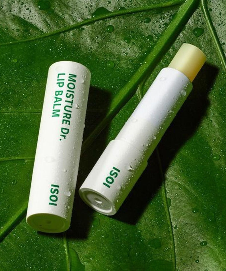 ISOI Moisture Dr. Lip Balm 3,9g product on green leaf background