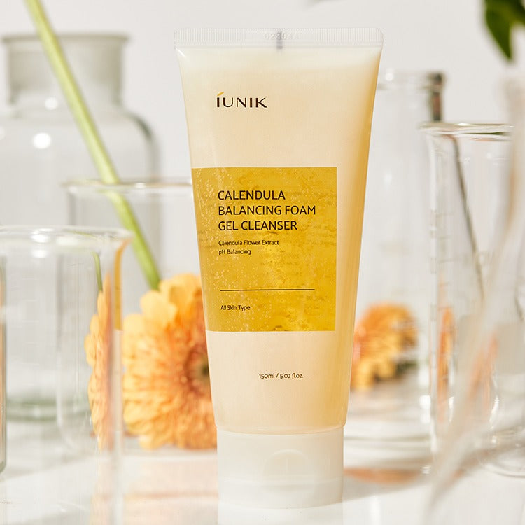 Iunik Calendula Balancing Foam Gel Cleanser 150ml