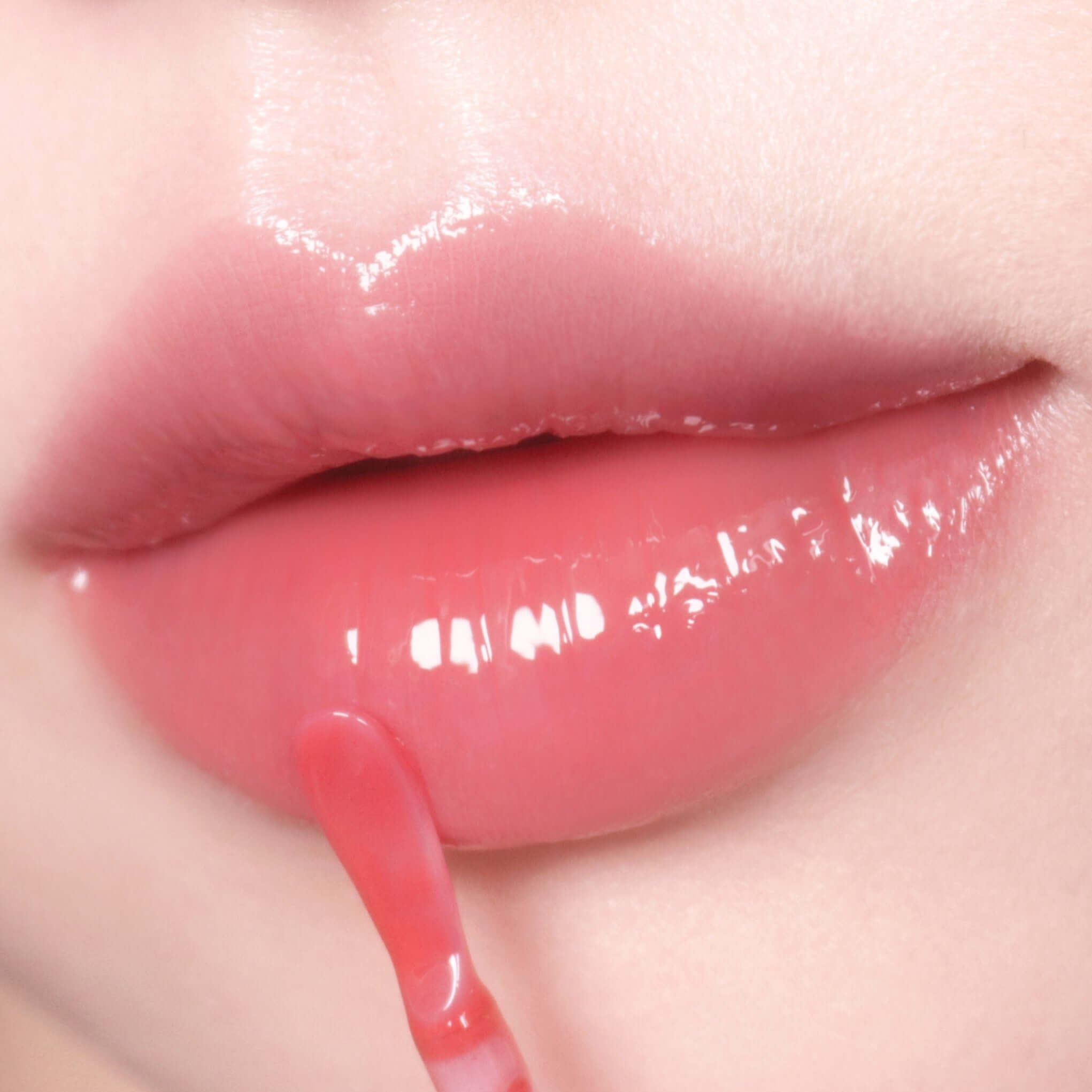 Close-up of lips using KEEP IN TOUCH Chili Jelly Lip Plumper