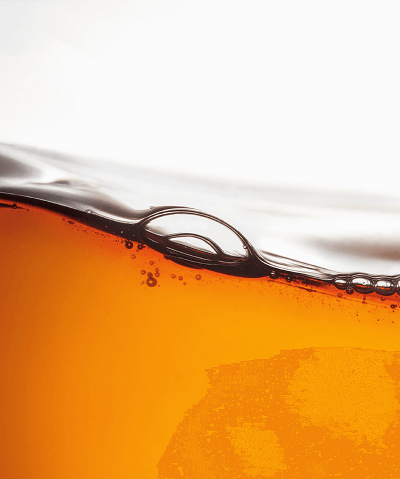 Close-up of liquid soap texture in LANEIGE Perfect Renew Nourishing Oil To Foam Cleanser 200ml.