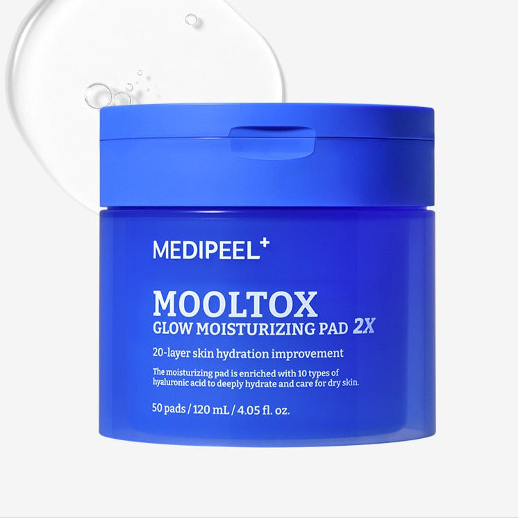 Container of MEDIPEEL Water Tox Glow Moisturizing Pads 50 Sheets with blue lid and round pad detail on white background