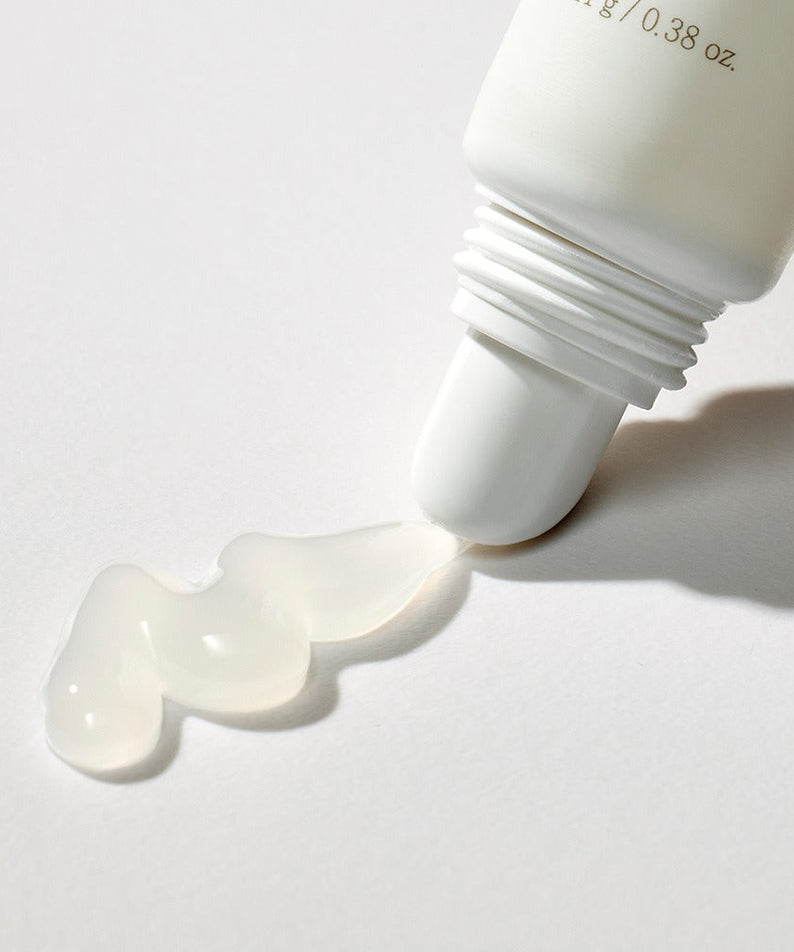 MIXSOON Natural Bean Lip Mask bean tube with cream oozing out