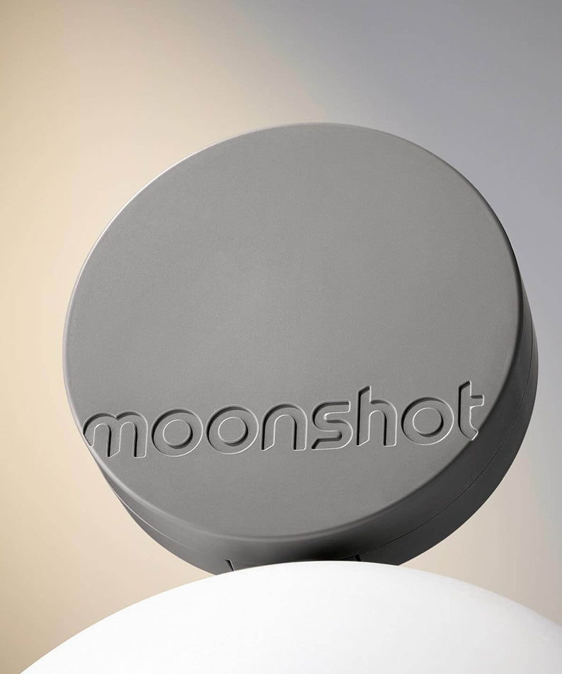 MOONSHOT Conscious Fit Matte Cushion Foundation compact