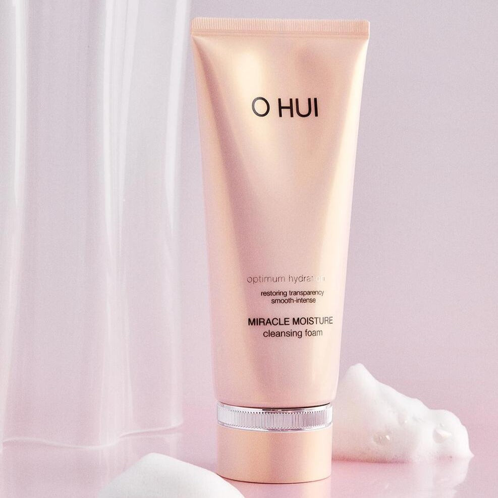 OHUI Miracle Moisture Cleansing Foam 200ml available on Koolseoul.com, your Korean Eshop from Seoul !