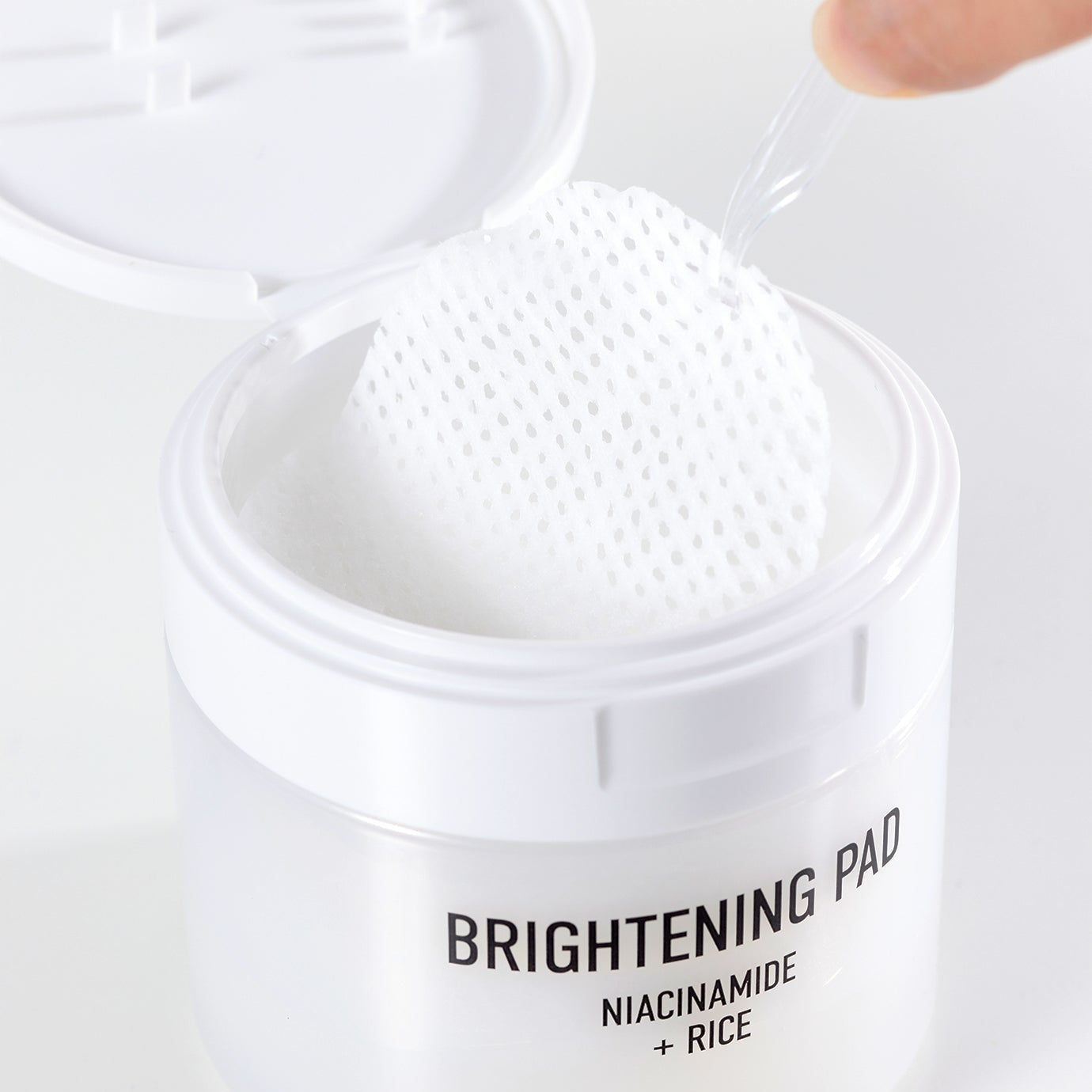 PARNELL Niacinamide Rice Brightening 60 pads disponible sur Ma petite Coree, ton Eshop 100% K-beauty en direct de Seoul