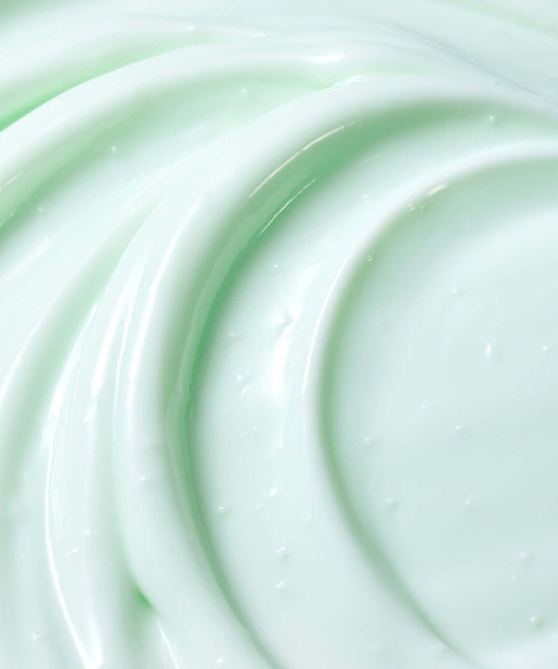 Texture of PARNELL Pathenol 3.89 Heartleaf Calming Cream 50ml with smooth, light green appearance