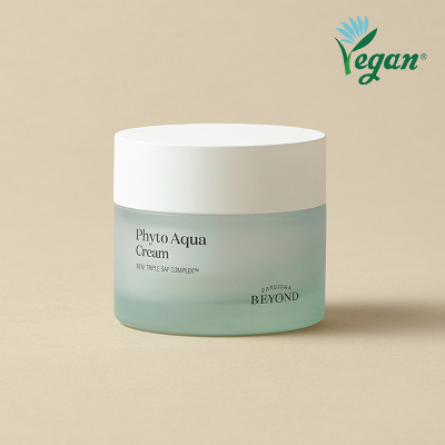 PASSION & BEYOND Phyto Aqua Cream 50ml vegan skincare product with light blue packaging.