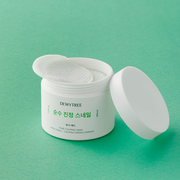 DEWYTREE Pure Calming Snail Apple Snail Toner Pads x70 available on Koolseoul.com, your Korean Eshop from Seoul !