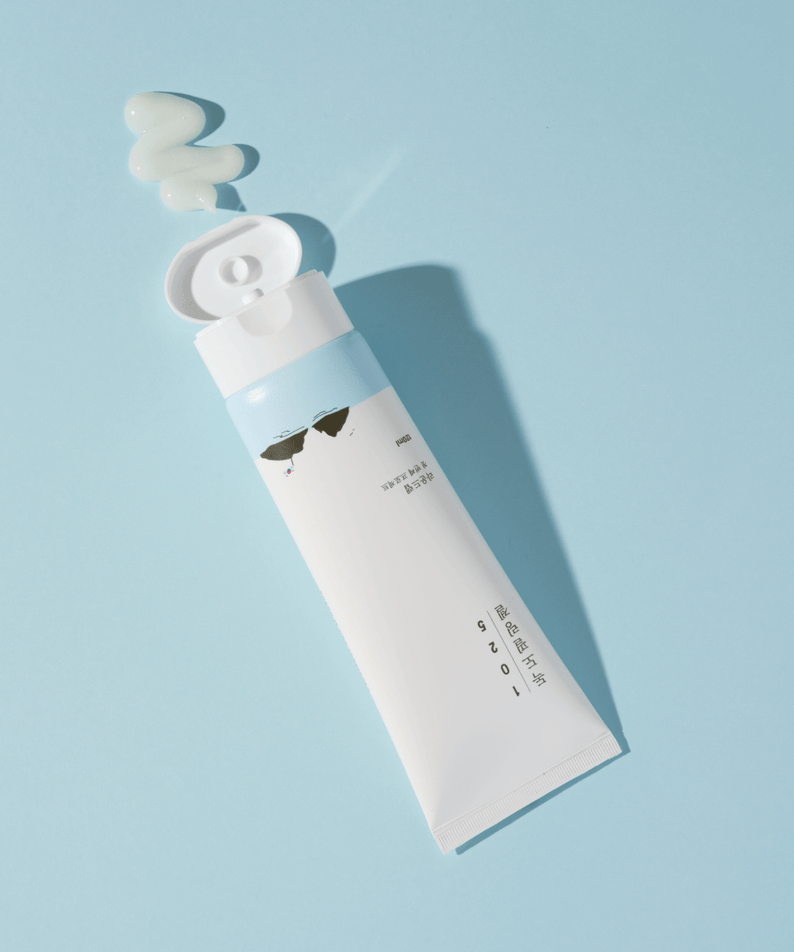 ROUND LAB 1025 Dokdo Peeling Gel 120ml tube with gel on blue background