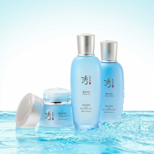 SOORYEHAN Beautiful Moisture Spring Hyaluronic Acid 2-piece Spacial Set featuring skincare products on a watery background