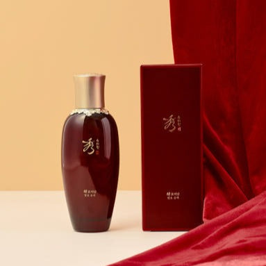 SOORYEHAN Hyobidam Fermented Milk 150ml with elegant packaging displayed on a minimalistic background.