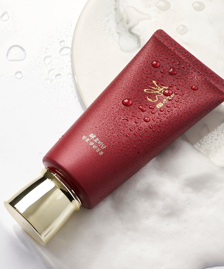 SOORYEHAN Hyobidam Fermented Cleansing Foam 160ml in elegant red packaging with water droplets, showcased with foamy background.