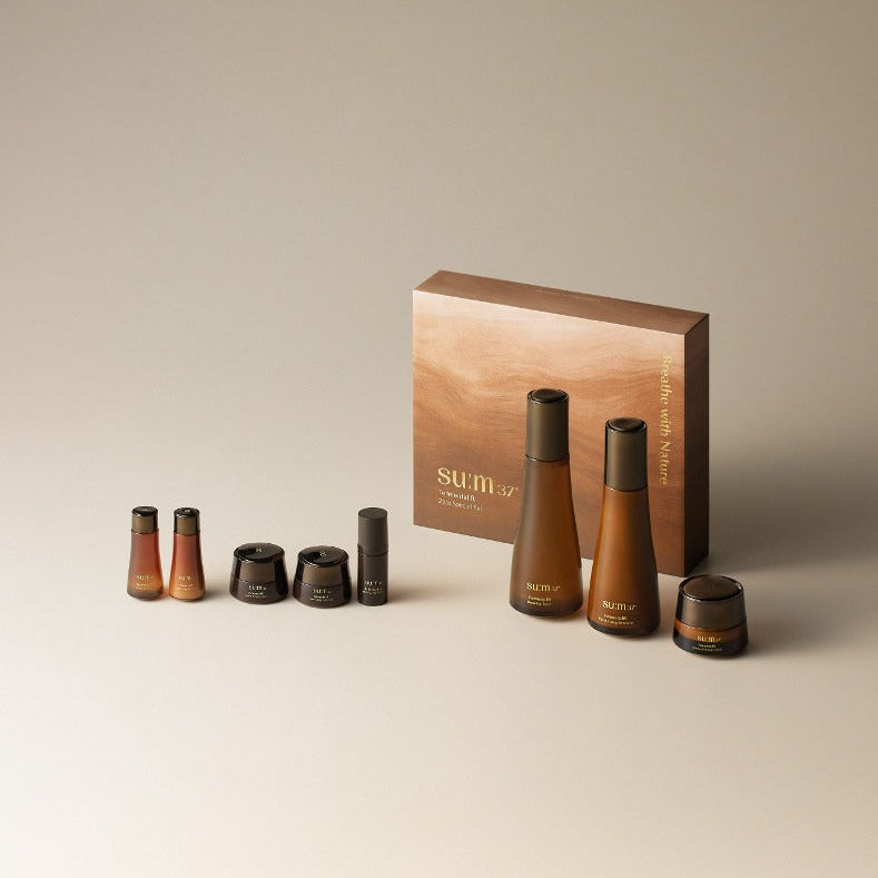 SU:M37 Fermentalift 3-piece set displayed with packaging and bottles, showcasing premium skincare products for anti-aging and vitality.
