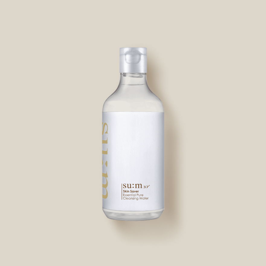 Image of SU:M37 Skinsaver Essential Pure Cleansing Water 400ml bottle.