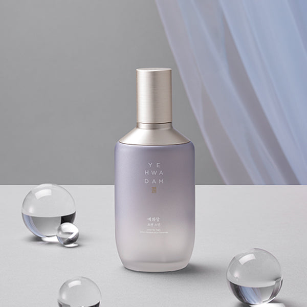 THE FACE SHOP Yehwadam For Men Skin bottle on display by Gentleman Korea, elegant men’s Korean skincare product
