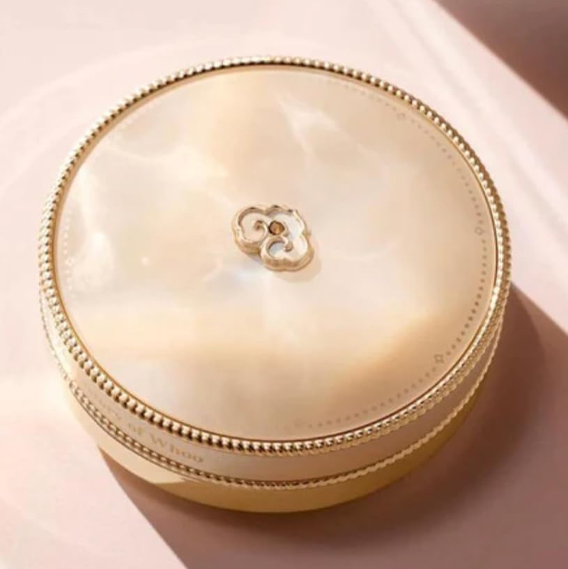 THE WHOO Gong Jin Hyang Mi Luxury Golden Cushion 13g, elegant and radiant compact design