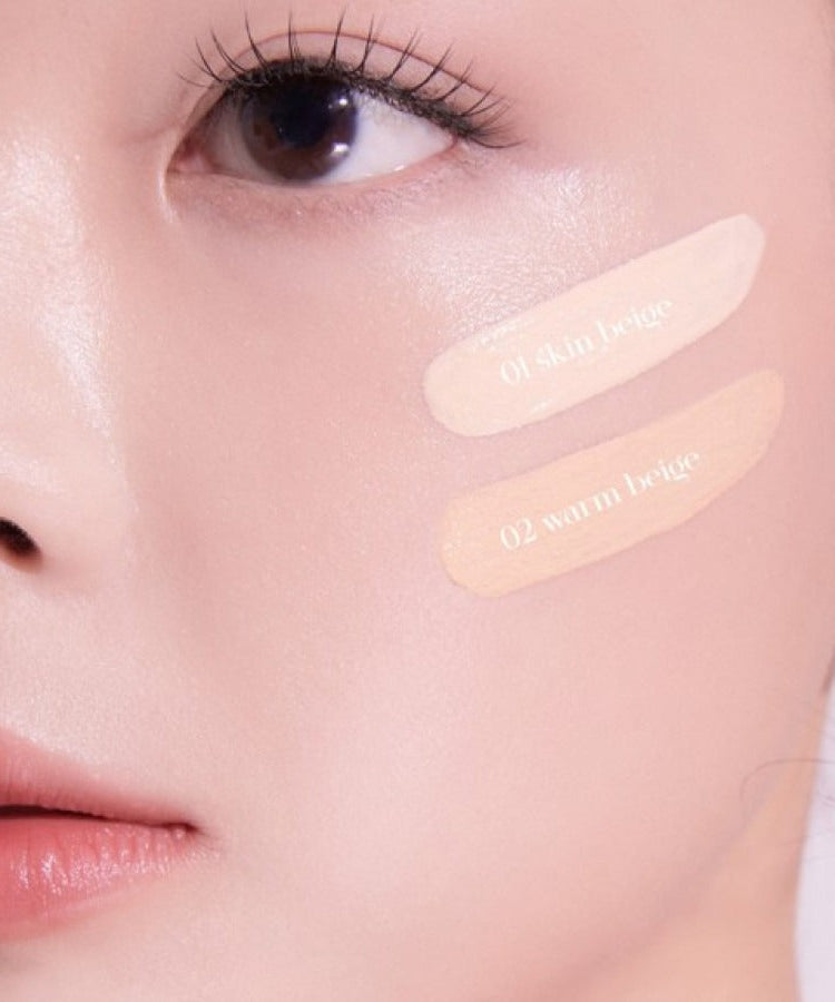 Model showing skin swatches of TONYMOLY My Luminouse Gel Glow Cushion 15g on cheek in two beige shades.