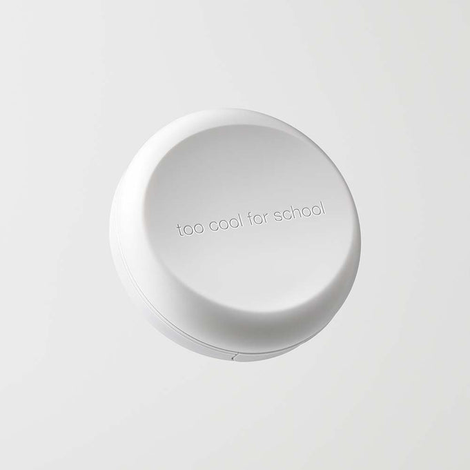 TOO COOL FOR SCHOOL Art Class Fixing Cover Cushion in white compact case