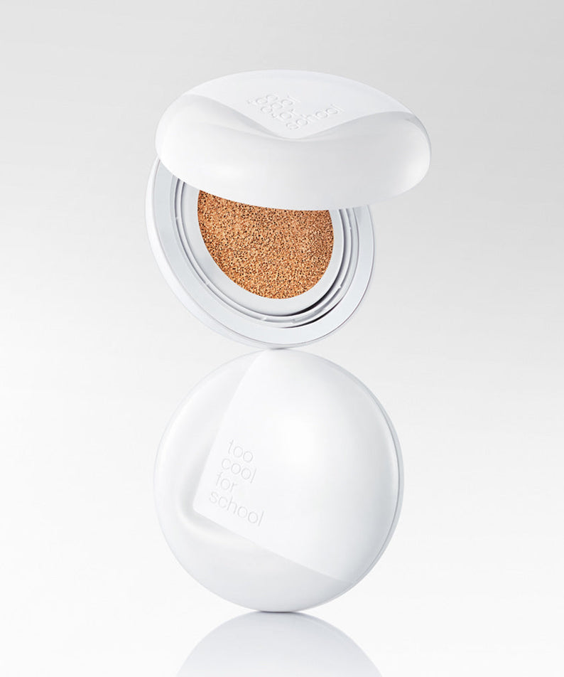 TOO COOL FOR SCHOOL Fixing Cover Fit Cushion [Product + Refill] in open case showing sponge texture.