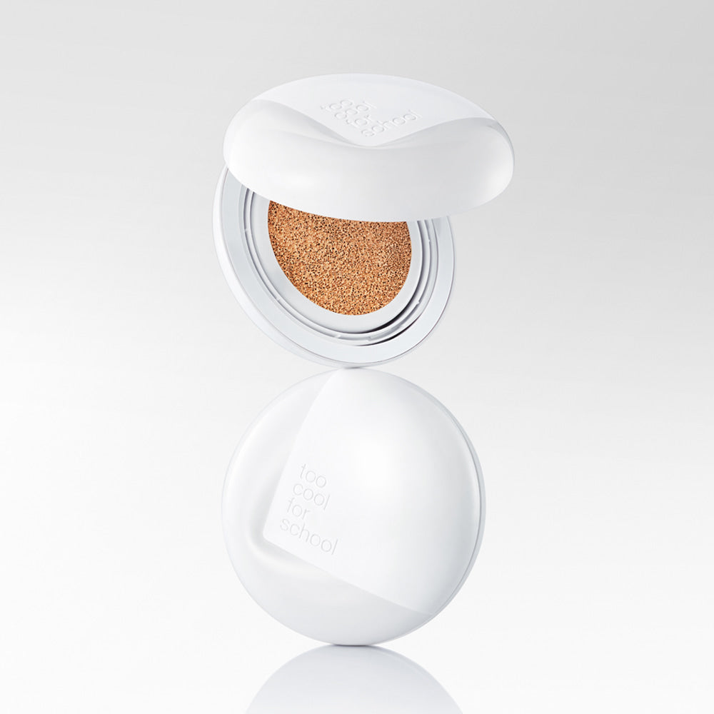 TOO COOL FOR SCHOOL Fixing Cover Fit Cushion [Product + Refill] in open case showing sponge texture.