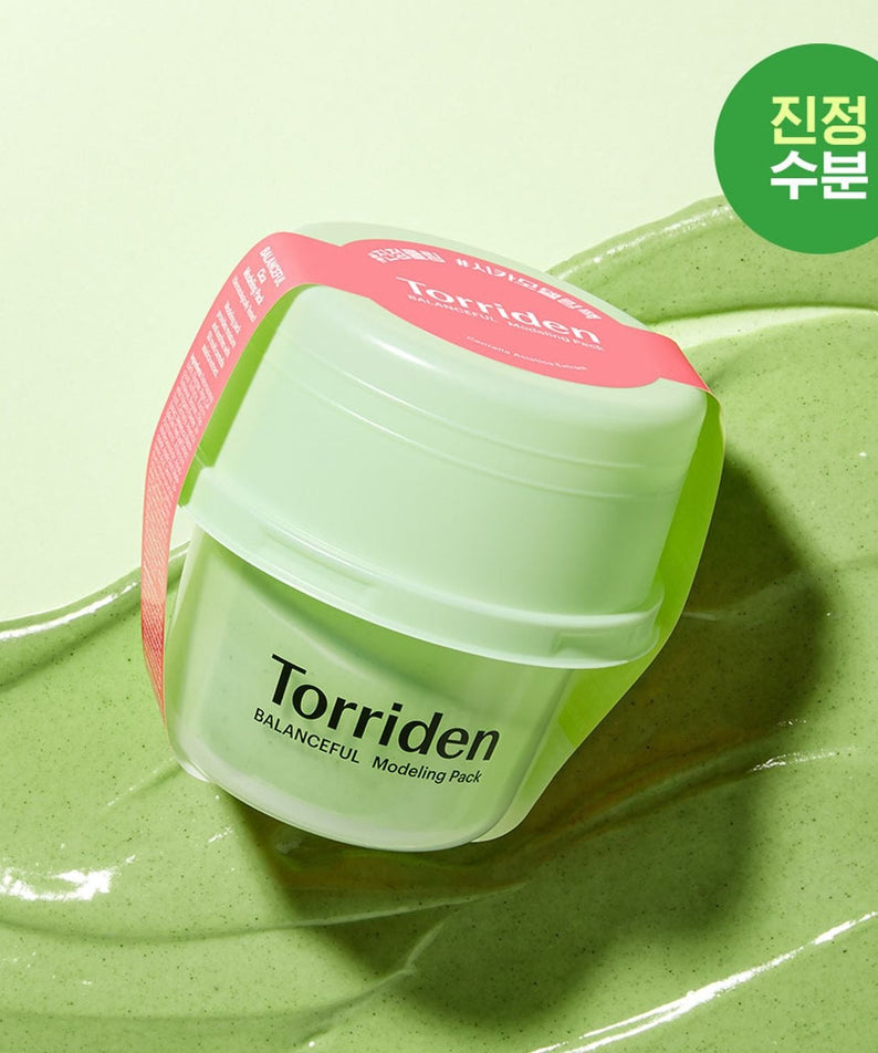 Image of TORRIDEN Balanceful Cica Modeling Pack 30g on green background, featuring moisturizing properties.