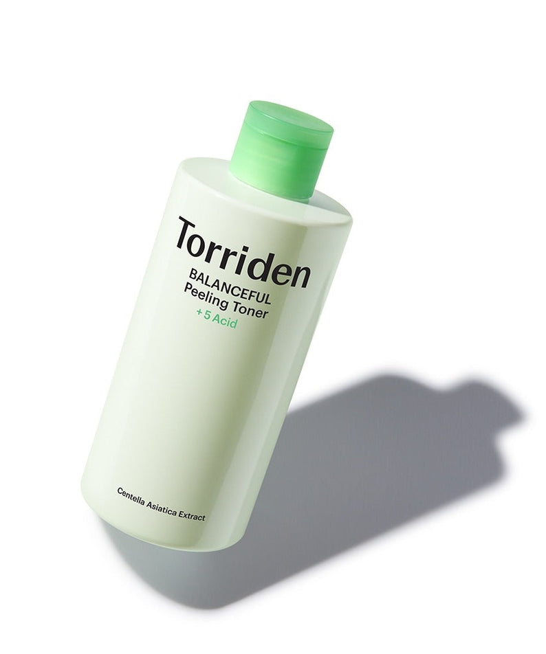 TORRIDEN Balanceful Peeling Toner 250ml bottle with green cap against white background