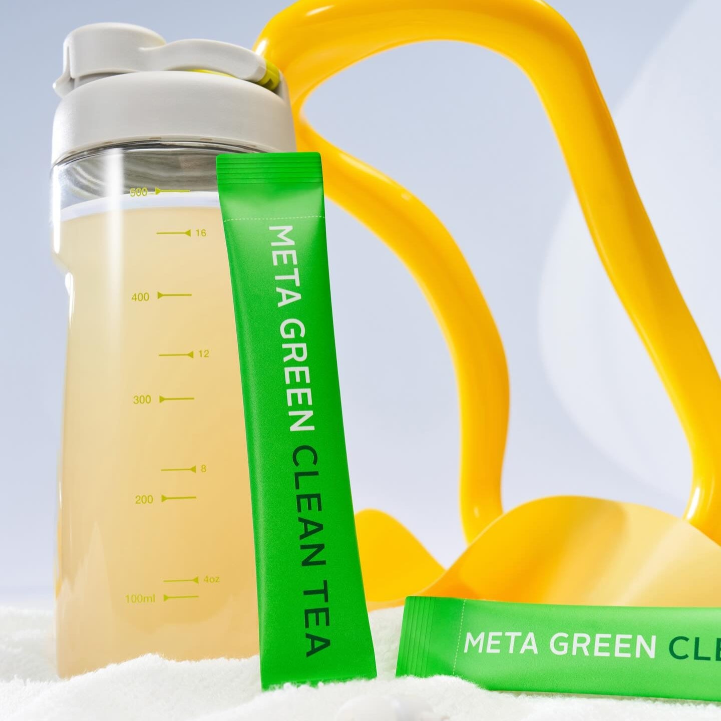 VITALBEAUTIE Meta Green Clean Tea 10 Packets with shaker bottle