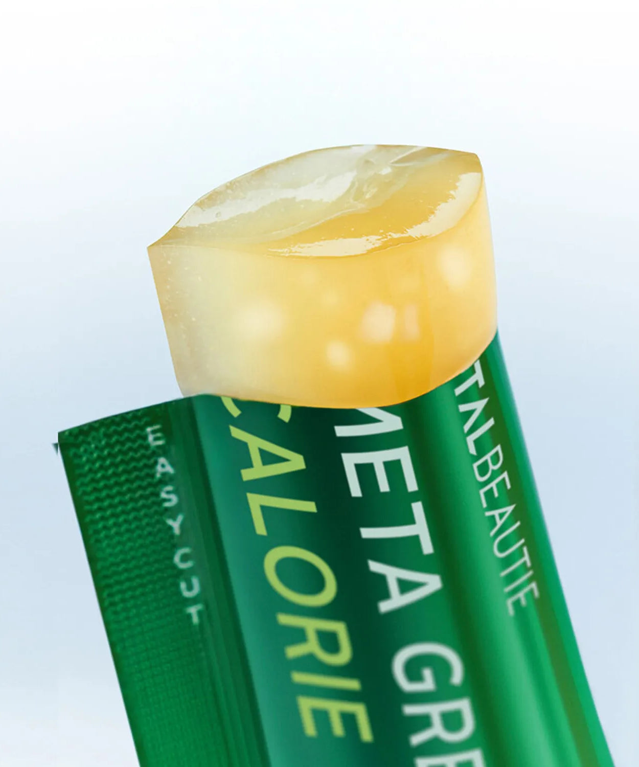 Close-up of VITALBEAUTIE Meta Green Calorie Cut Jelly from a 10 Packets box