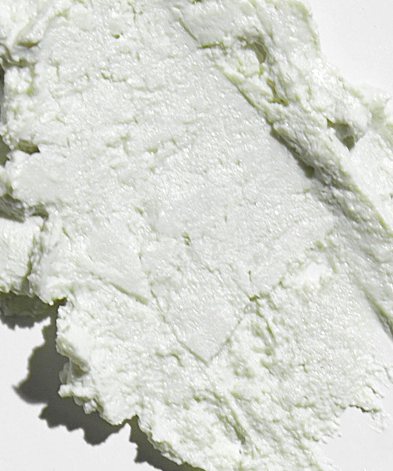 Close-up of VT COSMETIC PDRN Essennce Glow Sun Pact 10g showcasing texture and color.