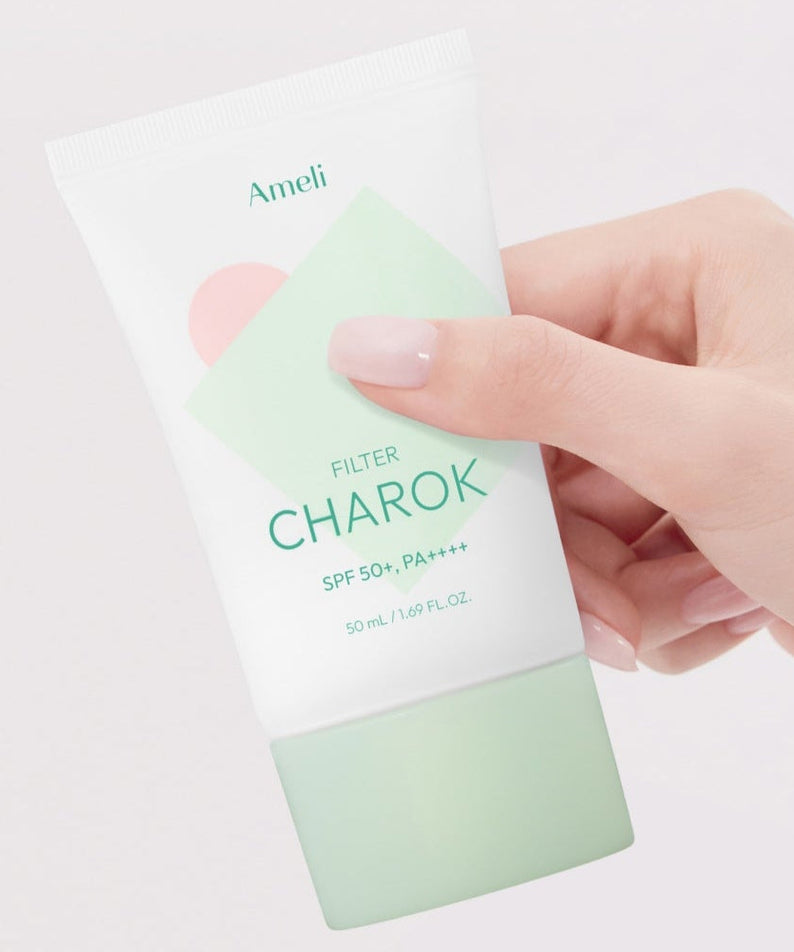 AMELI Complement Series Charok Filter 50ml product image held in hand