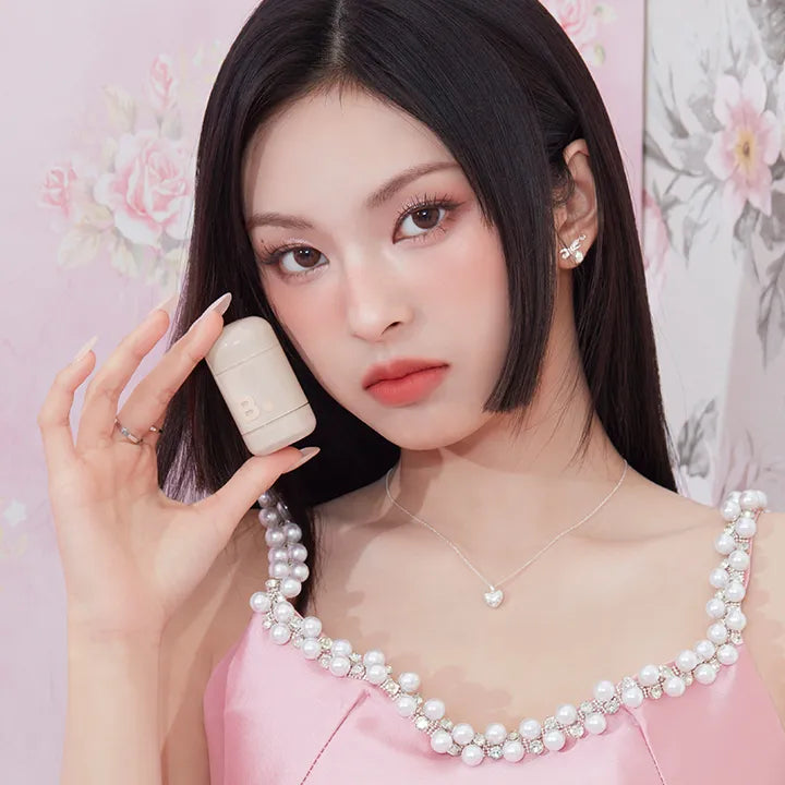 BANILA CO Romantic Blush Contour | Kool Seoul