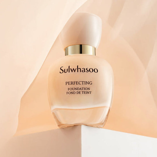 SULWHASOO Perfecting Foundation 35ml available on Koolseoul.com, your Korean Eshop from Seoul !