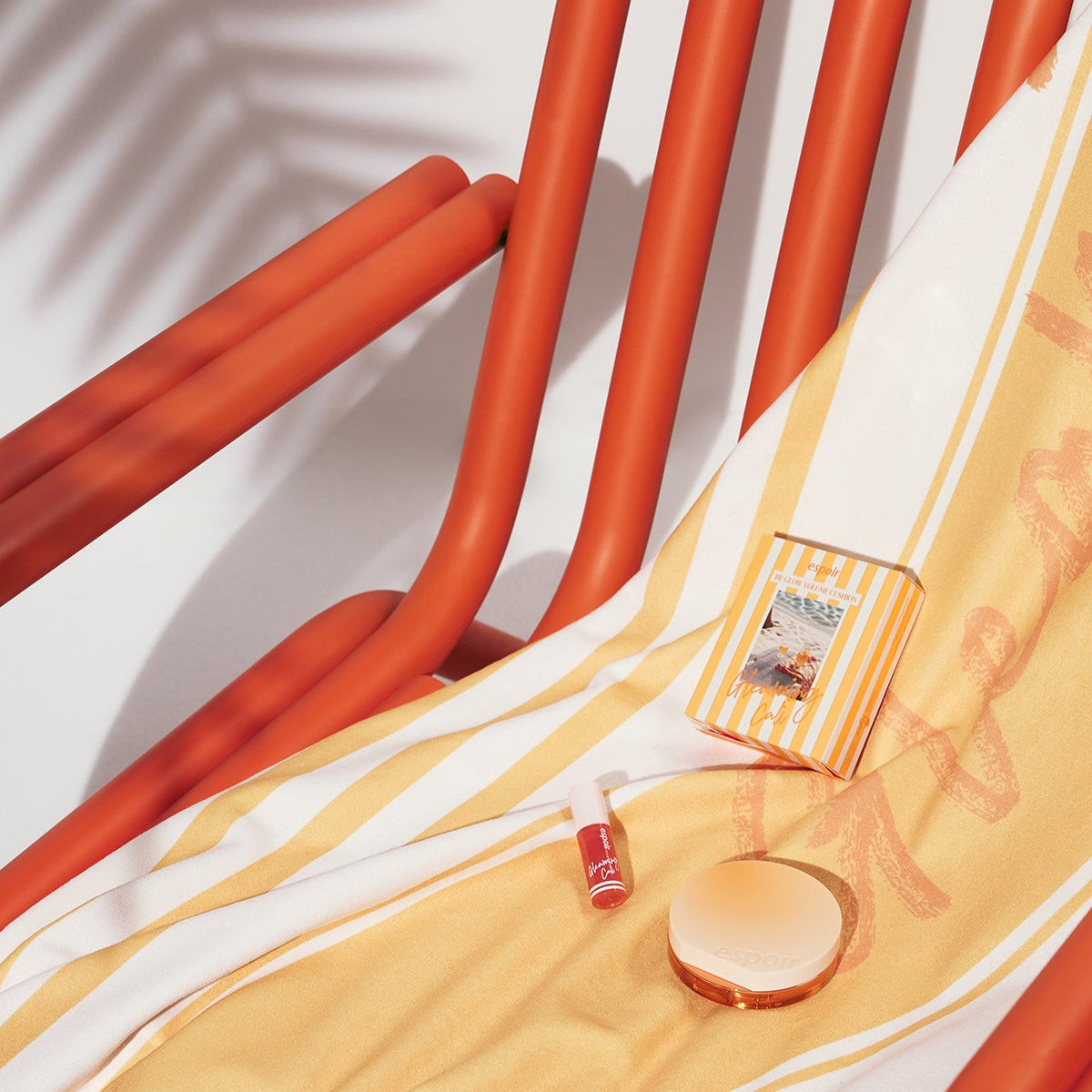 ESPOIR BE GLOW VOLUME CUSHION SPF42 PA+++ [Gleaming CALI Edition] | Kool Seoul