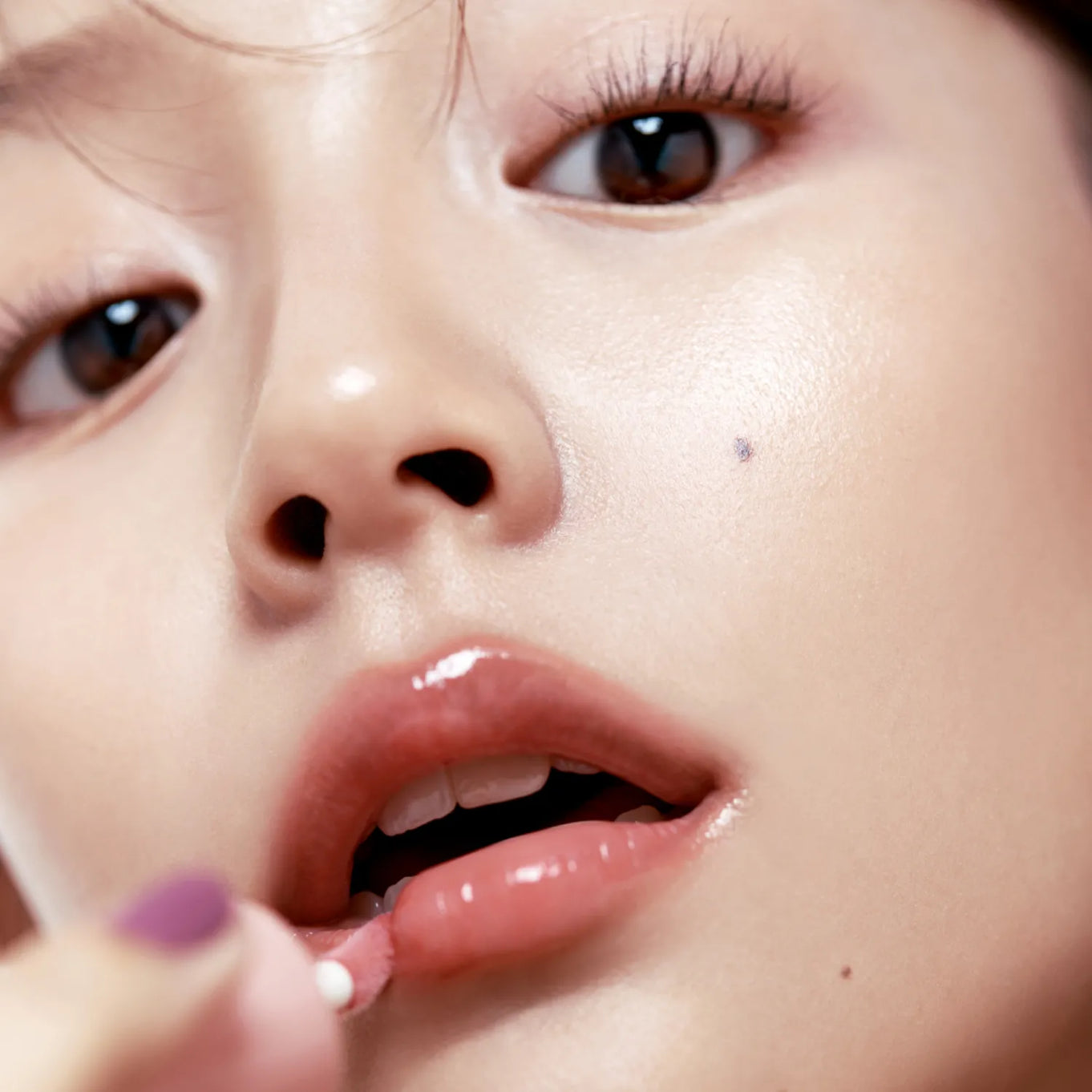 FWEE 3D Voluming Gloss | Kool Seoul