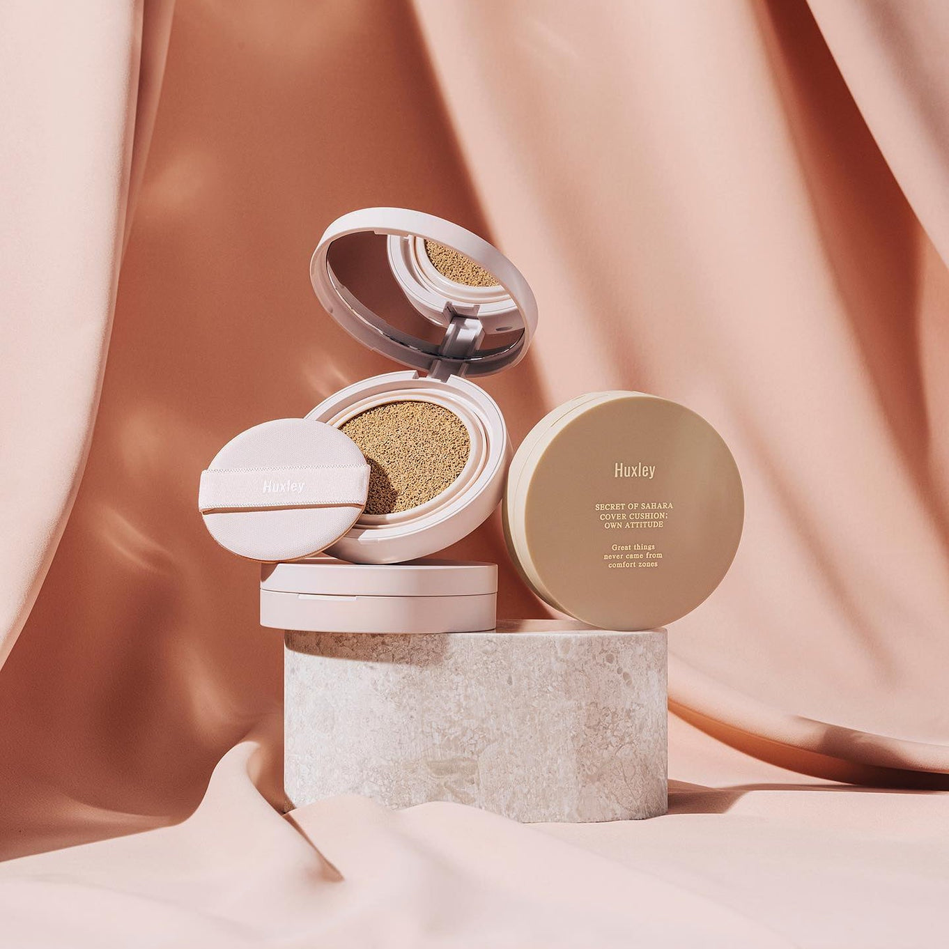 HUXLEY Cover Cushion Own Attitude | Kool Seoul