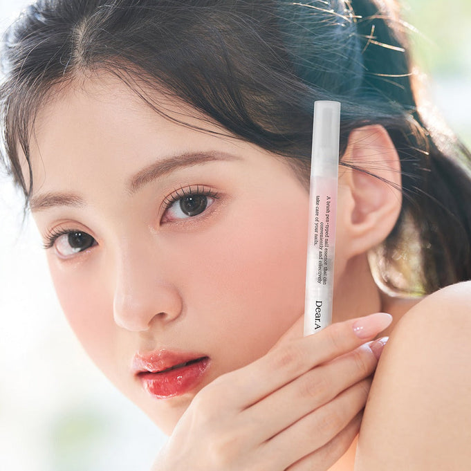 DEAR.A Luminous Nail essence | Kool Seoul