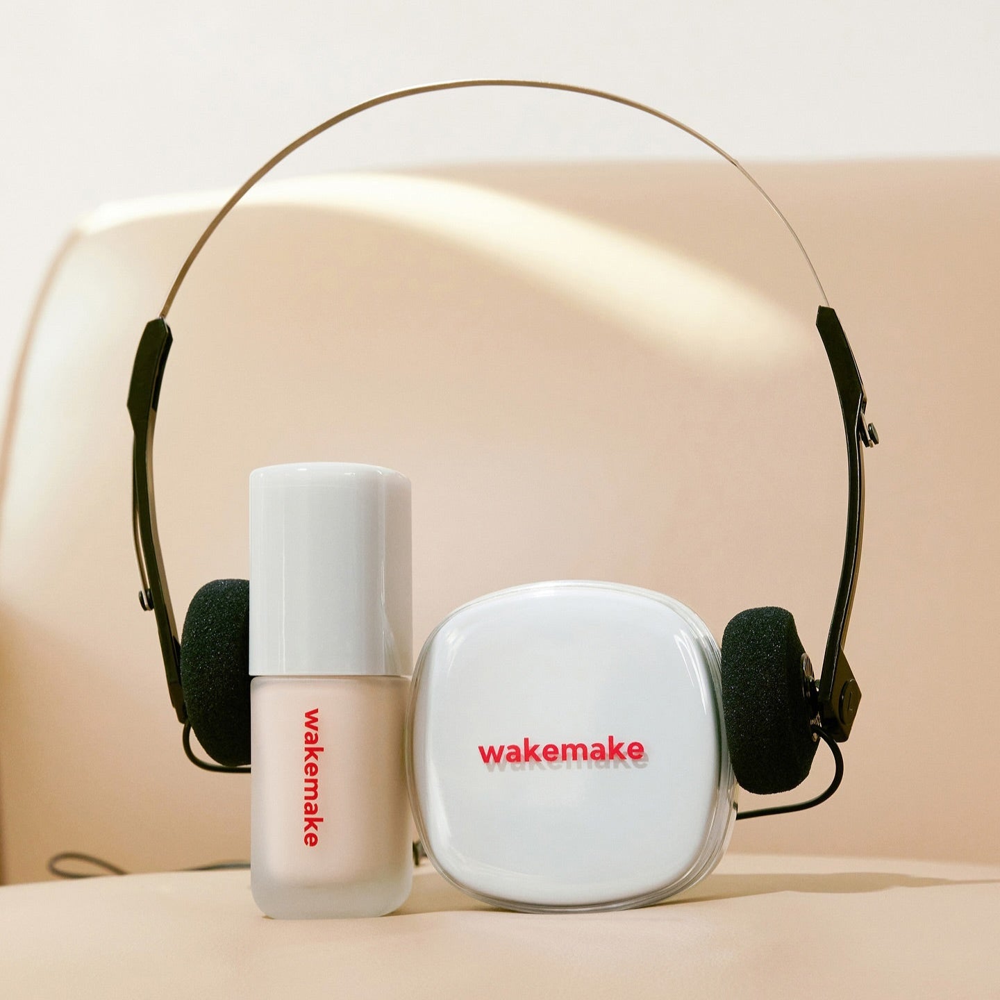 WAKE MAKE Seamless Wear Cushion 15g | Kool Seoul