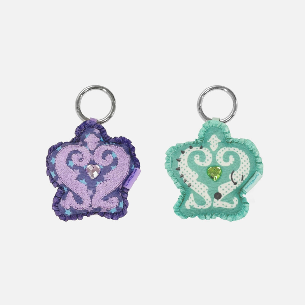 Hearts2Hearts Hearts2Hearts - Iconic Heart Keyring - A/B Ver. - Official MD